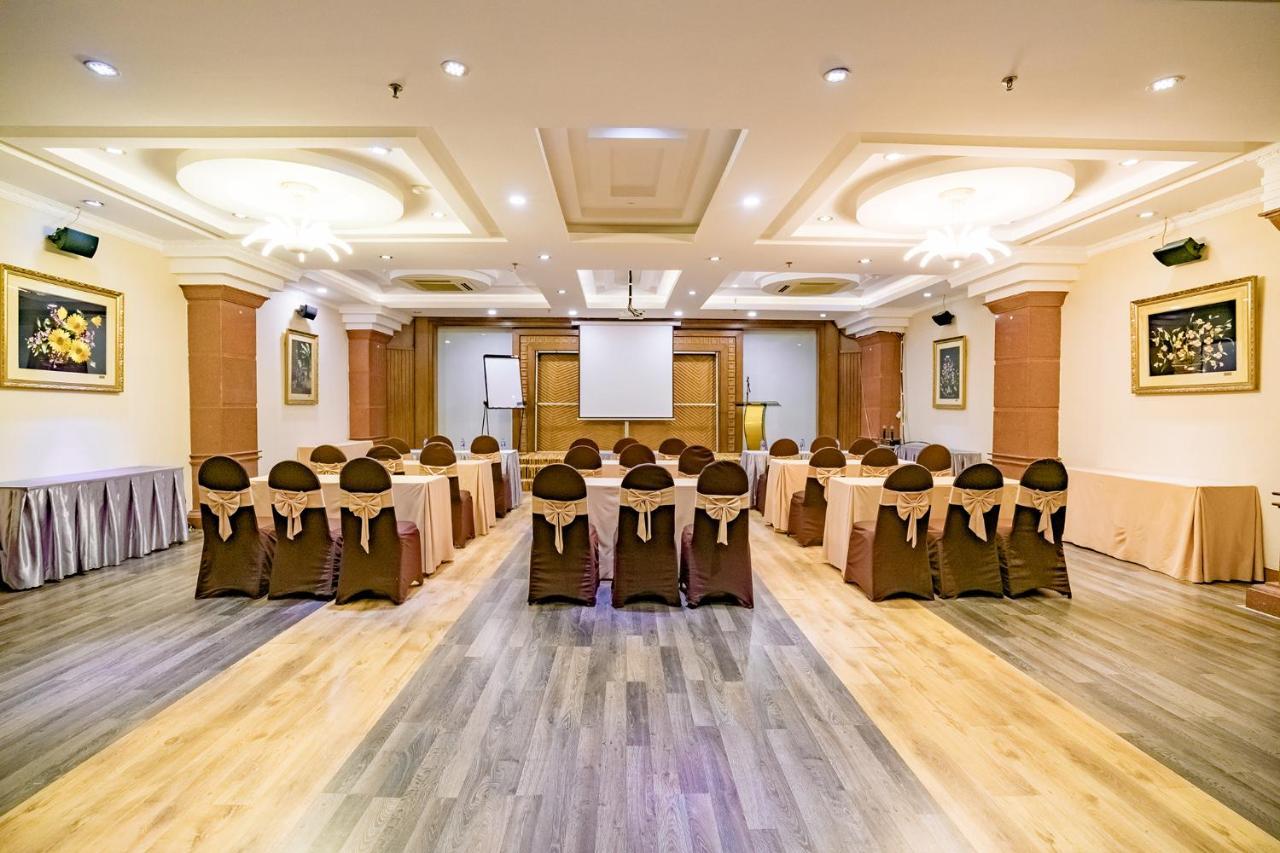 Adina Hotel Da Nang Exteriör bild
